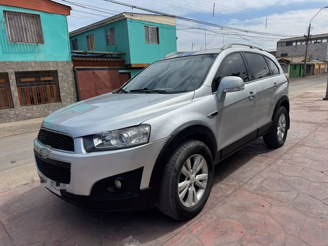 CHEVROLET CAPTIVA DIESEL AUTOMATICA 4X4 AÑO 2015 - Imagen 12