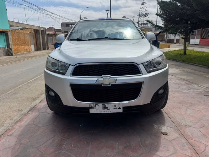 CHEVROLET CAPTIVA DIESEL AUTOMATICA 4X4 AÑO 2015 - Imagen 9