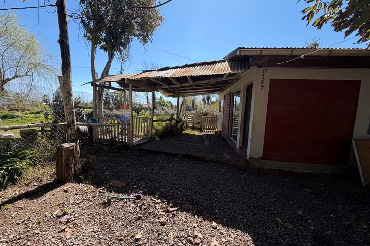Casa arriendo amplio terreno pueblo de zúñiga