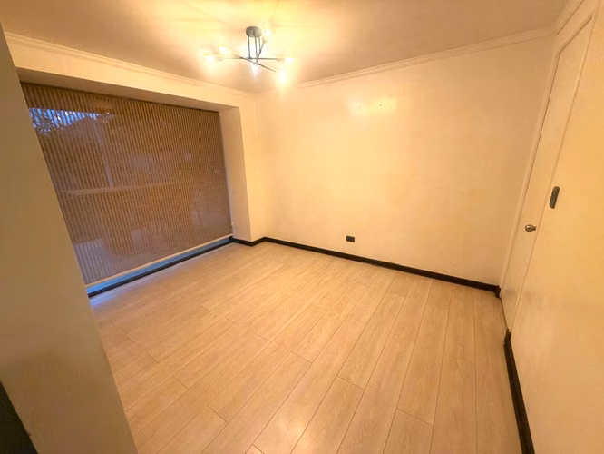 ARRIENDO CASA 6HAB 3BA COLINA EN AYRES DE CHICUREO - Imagen 5
