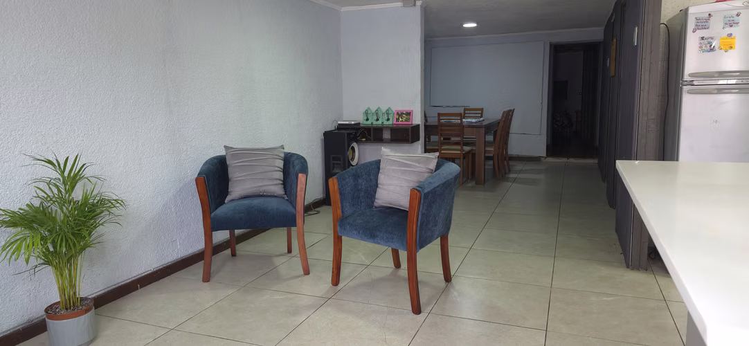 CASA AMPLIA EN PEÑALOLÉN VENTA - Imagen 3