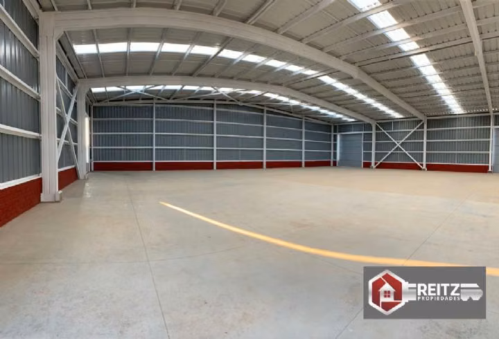ARRIENDO BODEGA CAMINO INTERNACIONAL