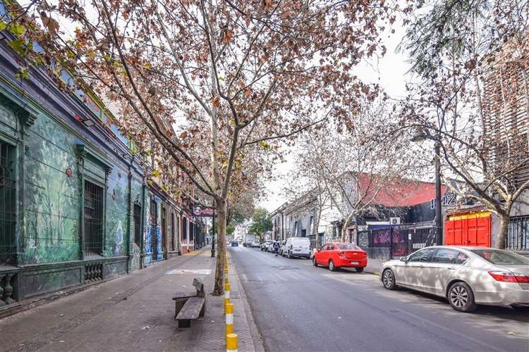 Casa Comercial de 3 pisos en arriendo en Bellavista - Imagen 35