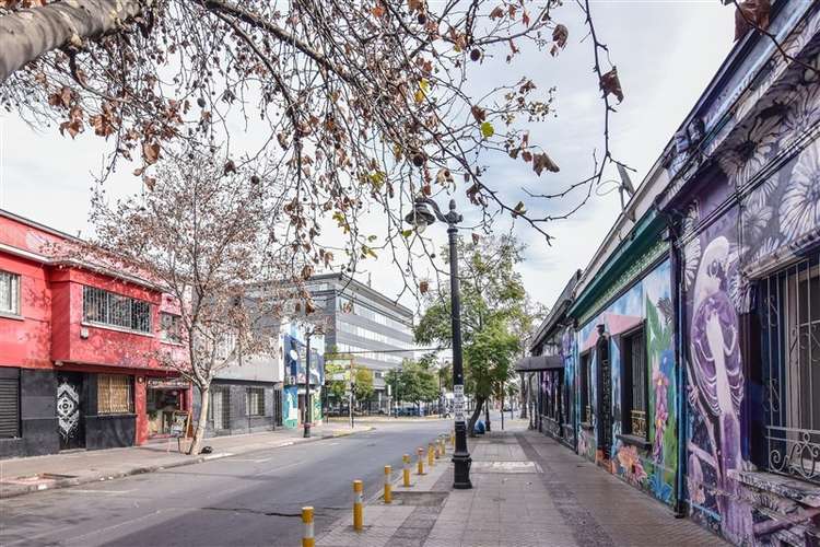 Casa Comercial de 3 pisos en arriendo en Bellavista - Imagen 30