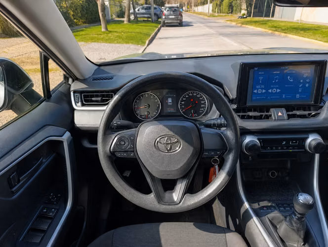 TOYOTA RAV4 LE 2.0 4X2 CVT A20LE2C - 2023 | 4418 - Imagen 19