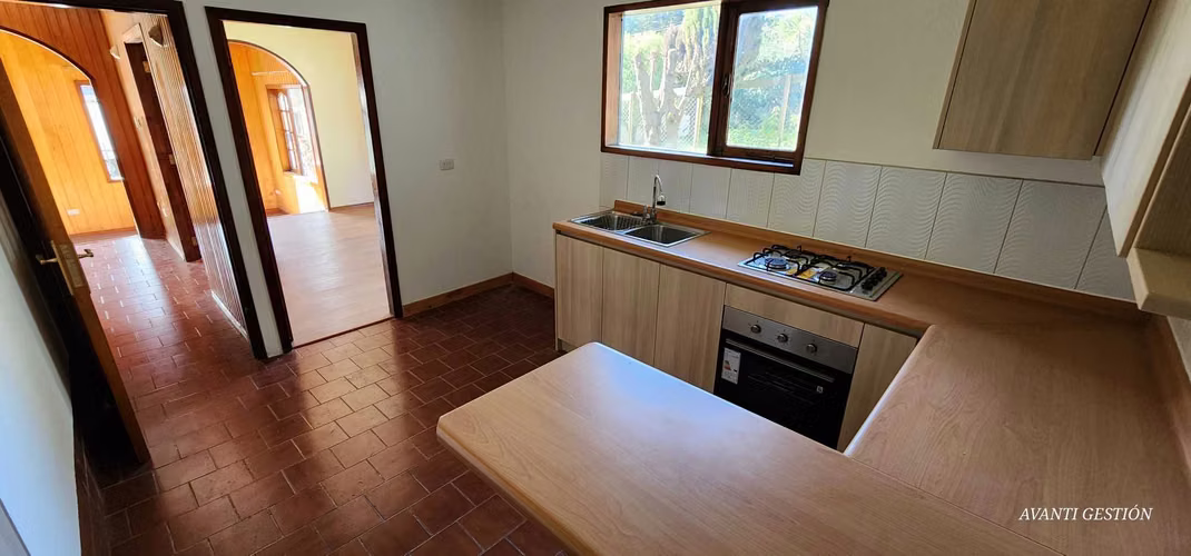 ARRIENDO CASA COMERCIAL EN CALLE REGIMIENTO (181709) - Imagen 15