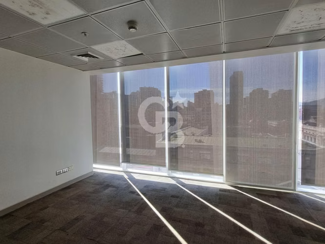 Oficina habilitada de 517m2 en Santiago Centro - Imagen 13
