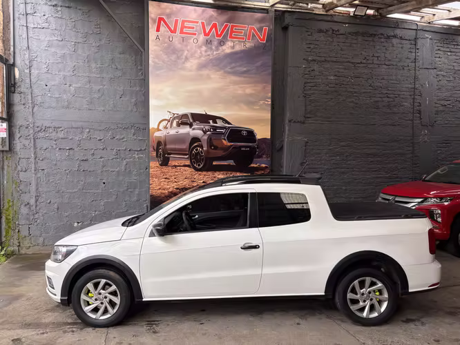 VOLKSWAGEN SAVEIRO 2021 FULL SIN DETALLES