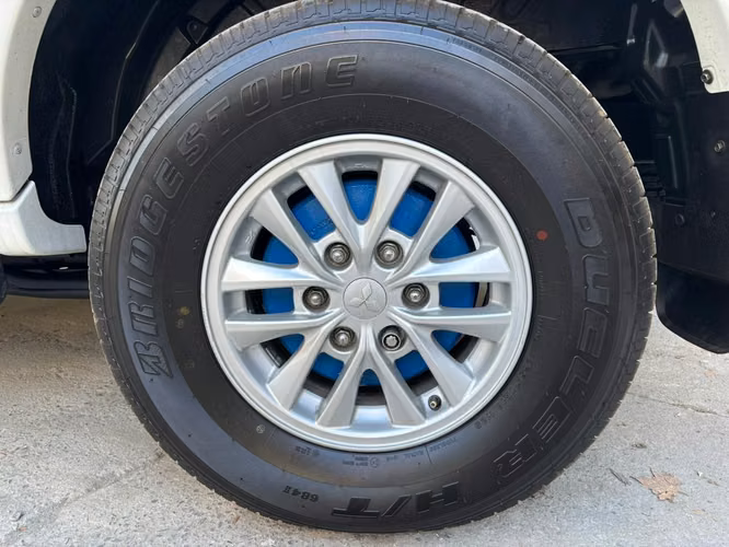 2014 Mitsubishi Montero Sport 2.5 GLX DIESEL 4X2 AT 5P.