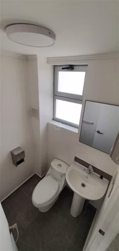 Local Comercial en arriendo en Lo Barnechea - Imagen 9