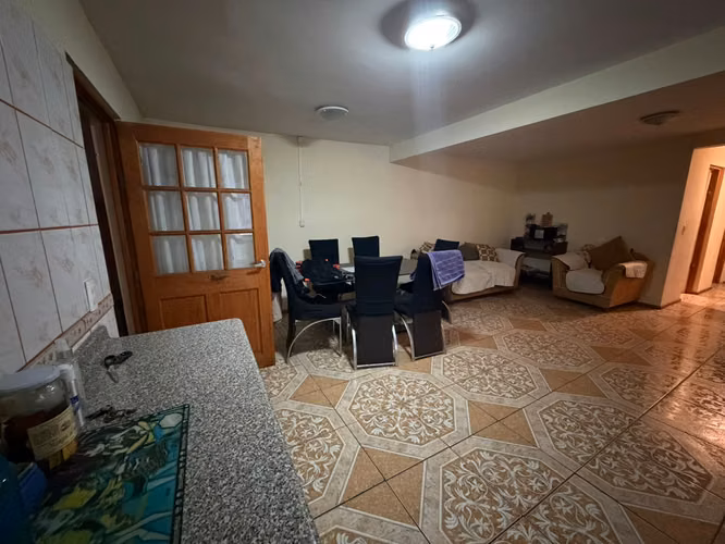 VENTA DE CASA excelente ubicación - Imagen 10