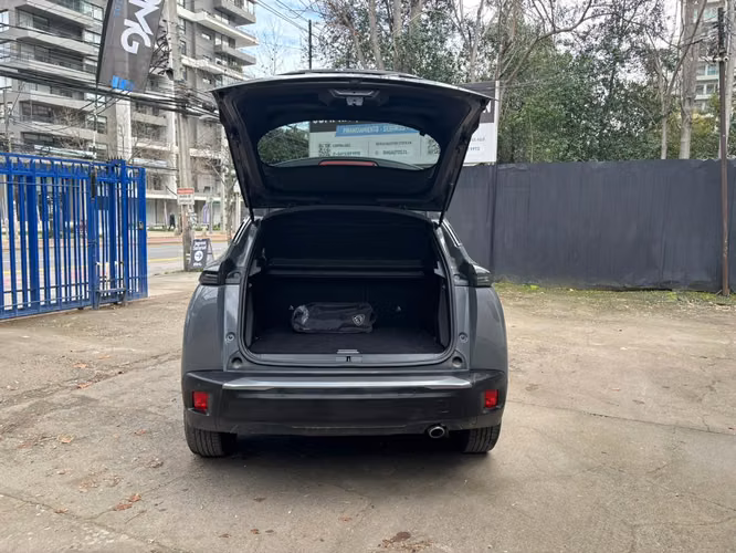 2024 Peugeot 2008 1.5 ALLURE PACK BLUEHDI 130 DIESEL 4X2 AT 5P.