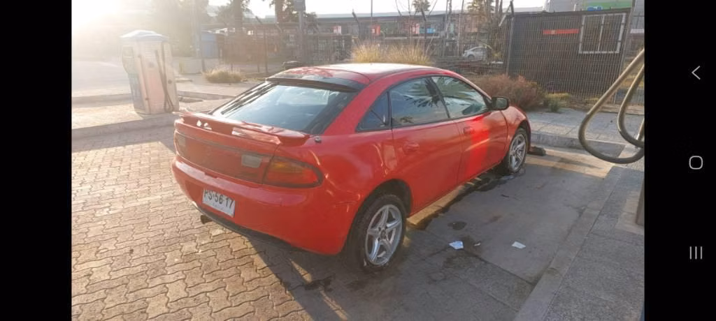 Auto mazda artis