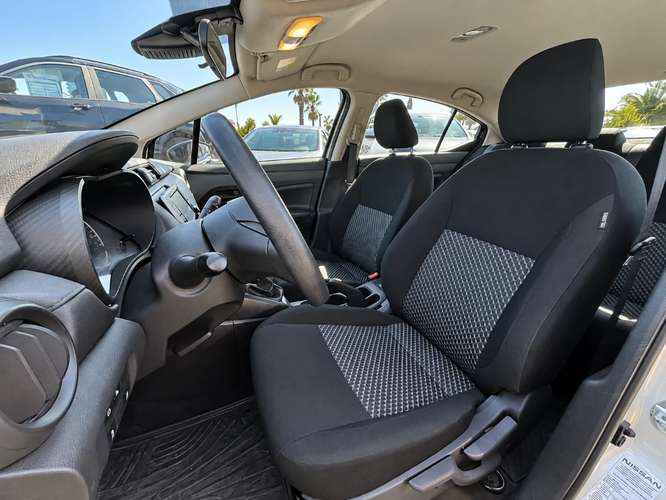 Nissan Versa 1.6 SENSE 4X2 MT 4P 2025