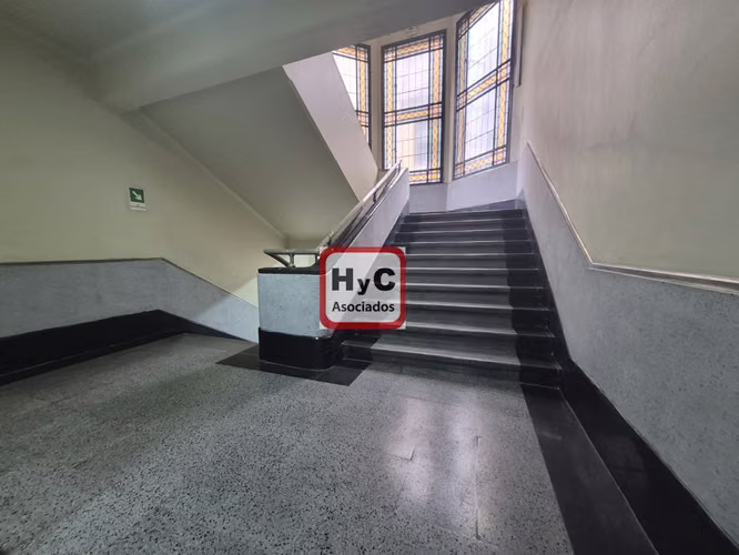 Oficina en Venta en Pleno Santiago Centro – Excelente Ubicación