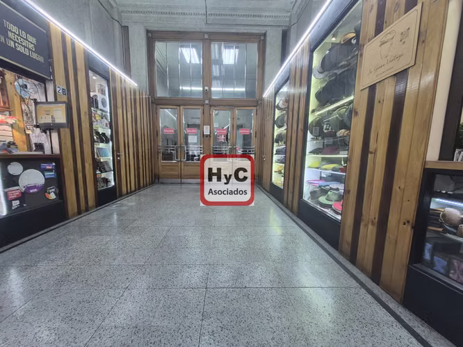 Oficina en Venta en Pleno Santiago Centro – Excelente Ubicación