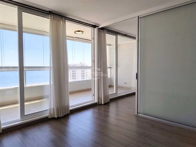 Departamento con amplia terraza y gran vista - Imagen 6