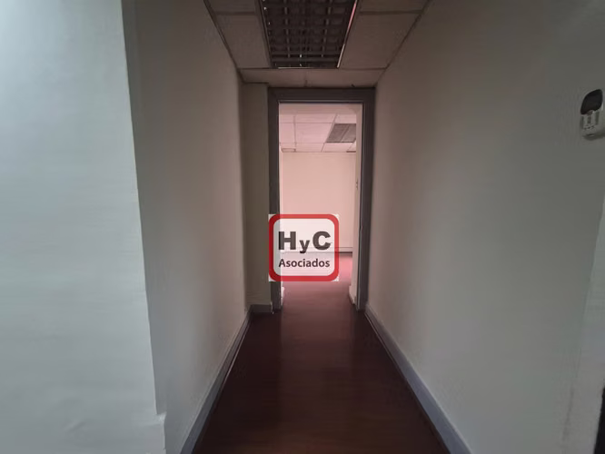 Oficina en Venta en Pleno Santiago Centro – Excelente Ubicación - Imagen 6