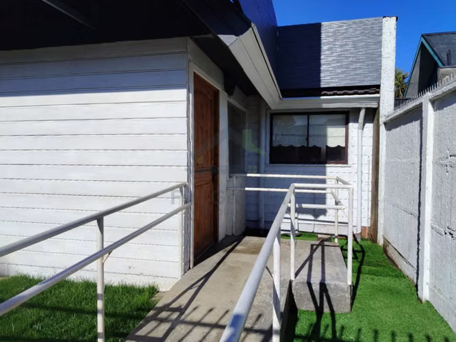 ARRIENDO - Casa Comercial en plena Avenida Alemania