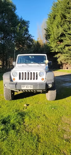 VENDO JEEP WRANGLER UNLIMITED SPORT 4x4 — Año 2013