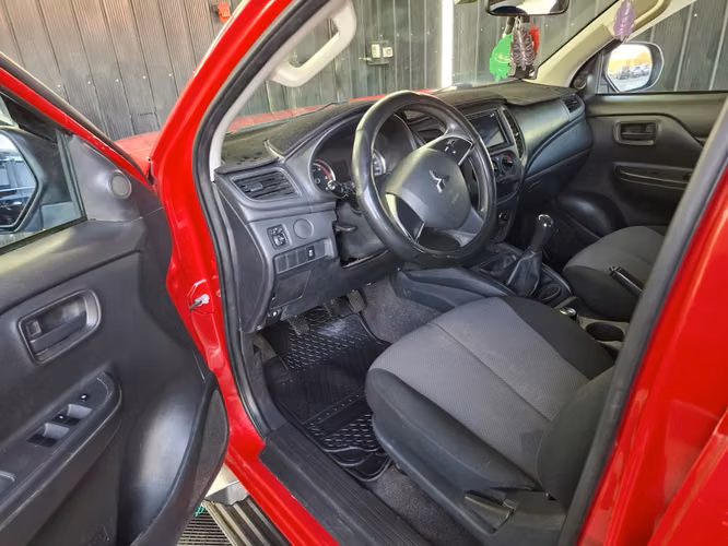 MITSUBISHI L200 2021 4X4 - Imagen 3