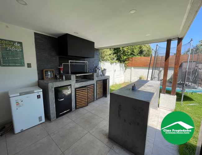 ¡Con Piscina, Terraza y Quincho! Vive de vacaciones en Peñalolén - Imagen 9
