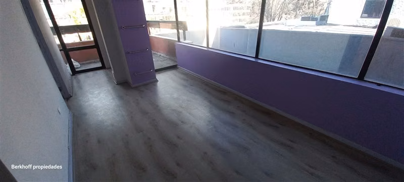 Oficina en venta en Las Condes, 1 Privado, 1 baño - Imagen 2