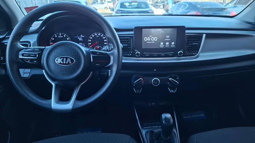 Kia Rio EX 1.4 (2019) - Imagen 16