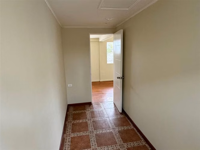 HERMOSA PROPIEDAD DENTRO DE CONDOMINIO EN ENEA - Imagen 26