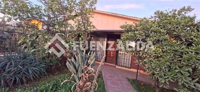 Casa en venta Bahía Catalina. Terreno de 125 m2. La Florida