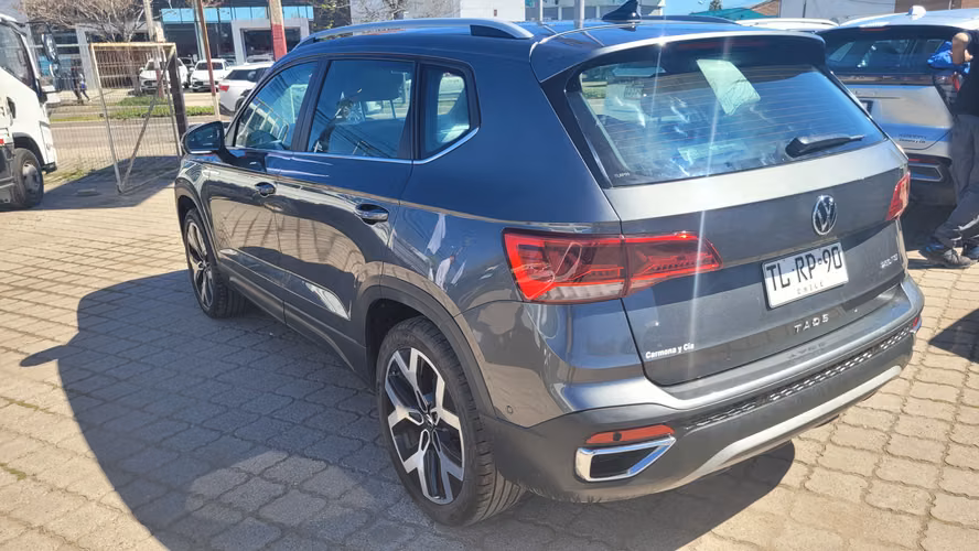 VolkswagenTAOS TSI 4X2 1.4 FULL AUT. 1.4 • 4x2 • Automática • 2024 - Imagen 5