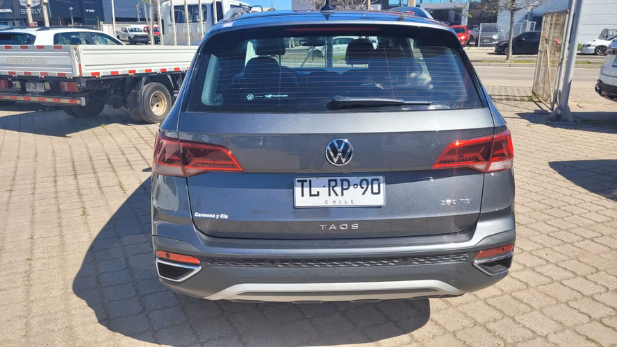 VolkswagenTAOS TSI 4X2 1.4 FULL AUT. 1.4 • 4x2 • Automática • 2024 - Imagen 6