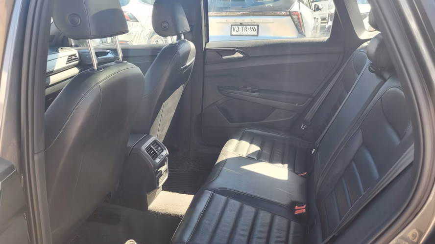 VolkswagenTAOS TSI 4X2 1.4 FULL AUT. 1.4 • 4x2 • Automática • 2024 - Imagen 12