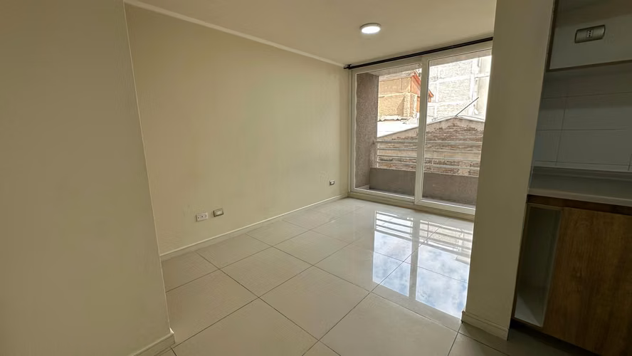 OPORTUNIDAD DE HOME STUDIO Y BODEGA | EN SANTA ANA - Imagen 6