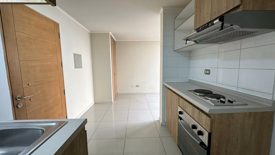 OPORTUNIDAD DE HOME STUDIO Y BODEGA | EN SANTA ANA - Imagen 2