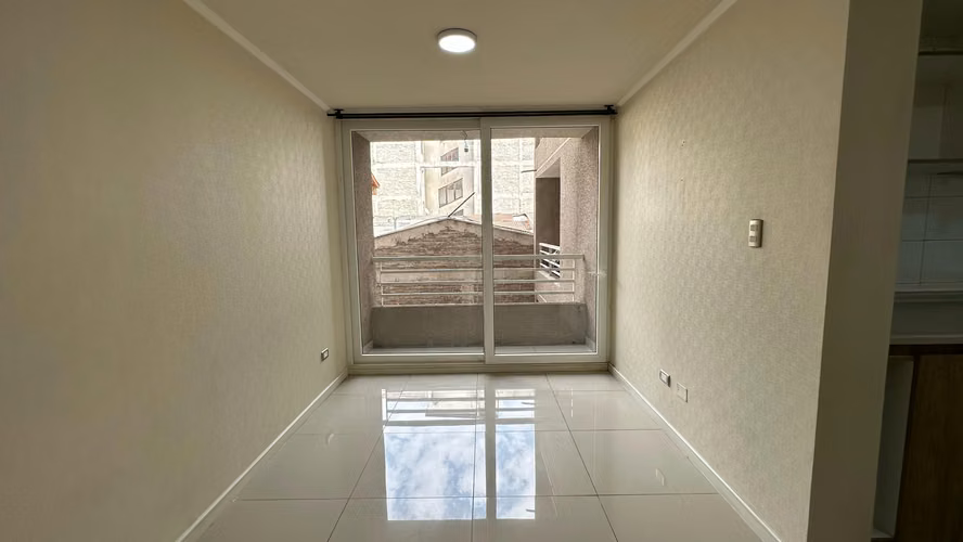 OPORTUNIDAD DE HOME STUDIO Y BODEGA | EN SANTA ANA - Imagen 7