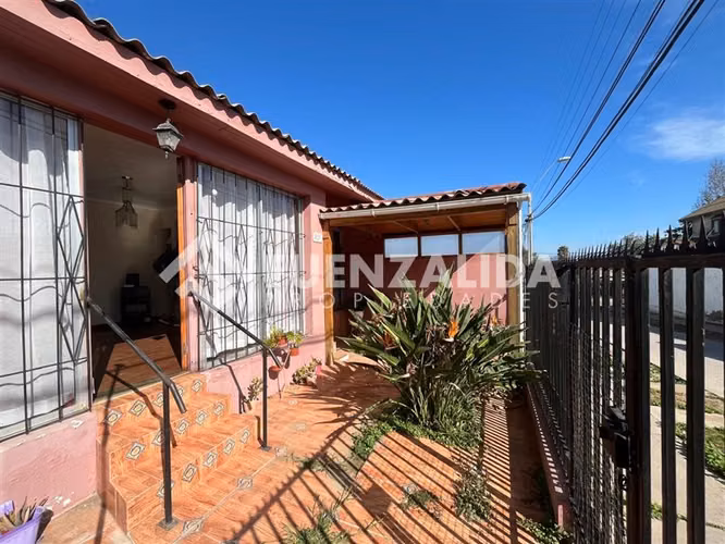 Casa en venta de 2 dorm. en La Serena