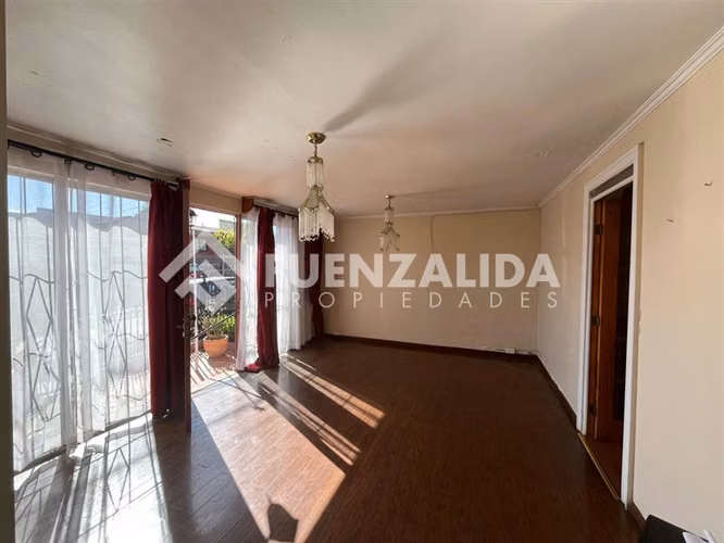 Casa en venta de 1 dorm. en La Serena