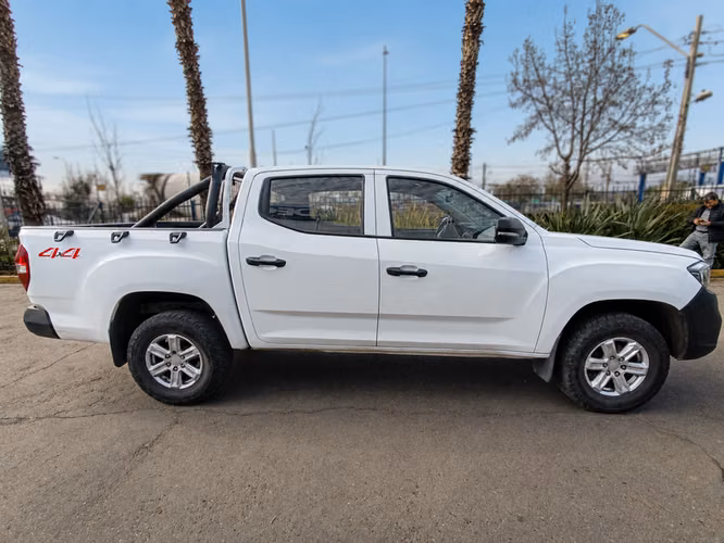 MAXUS T60 4WD 2.0 - 2024 | 4586 - Imagen 2