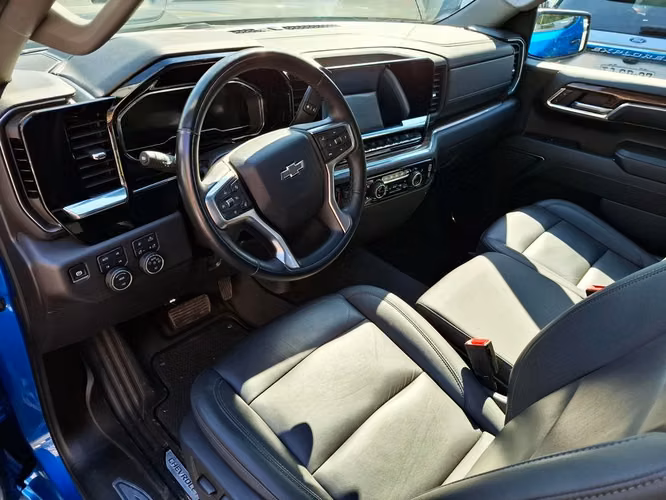 CHEVROLET SILVERADO 2025 - Imagen 18