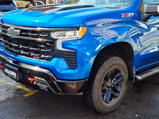 CHEVROLET SILVERADO 2025 - Imagen 10