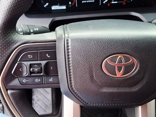 TOYOTA 4RUNNER  2026