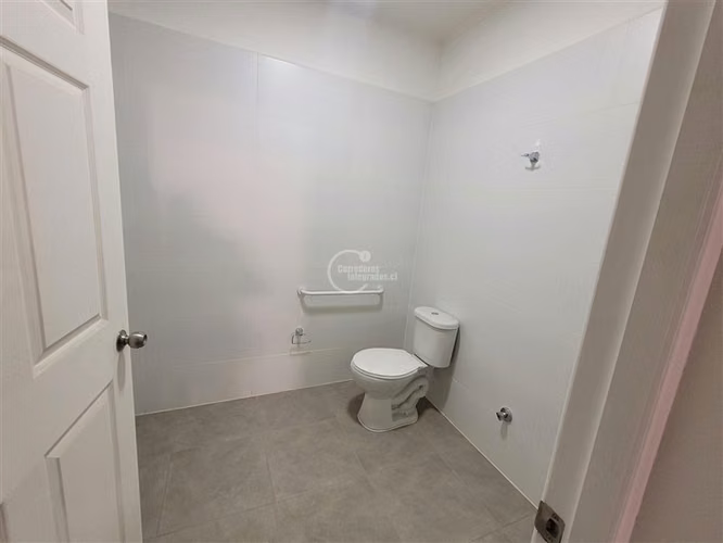 Local Comercial en arriendo en Santiago - Imagen 12