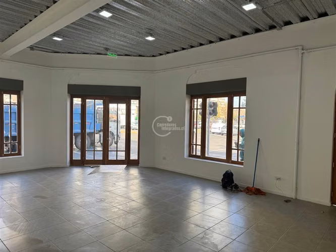 Local Comercial en arriendo en Santiago - Imagen 32
