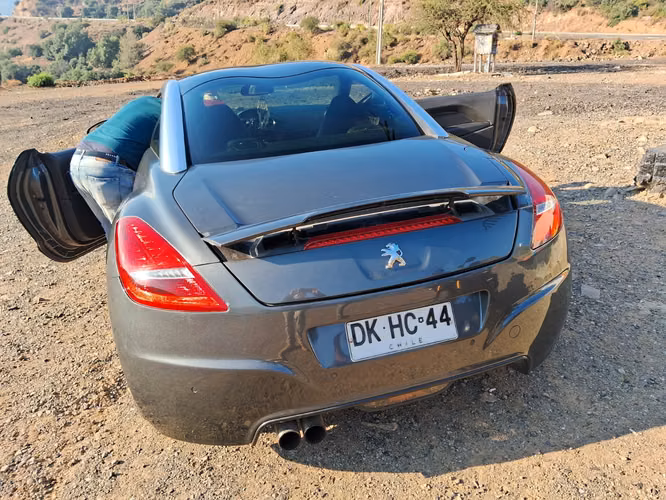 Peugeot RCZ 2012
