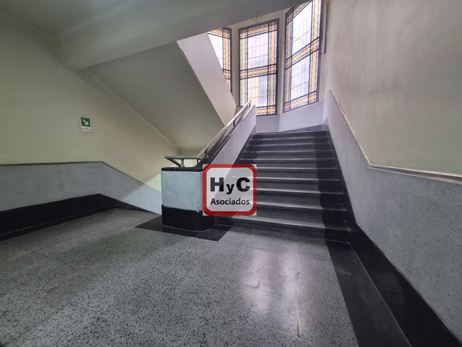 Oficina en Arriendo en Santiago Centro – Excelente Ubicación - Imagen 10