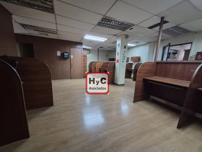 Oficina en Arriendo en Santiago Centro – Excelente Ubicación - Imagen 3