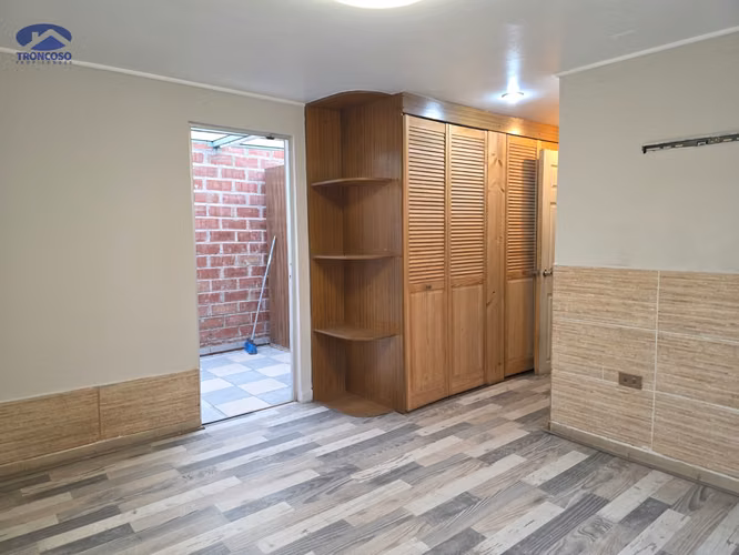 Hermosa Casa Remodelada - Imagen 10