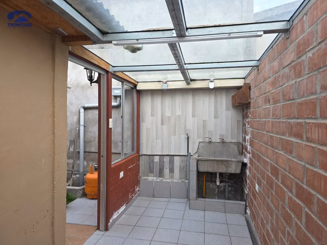 Hermosa Casa Remodelada - Imagen 18
