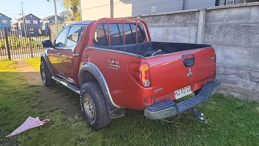 L200 katana 4x4 - Imagen 2
